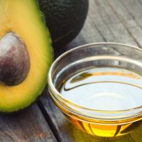 How to use avocado oil for hair?